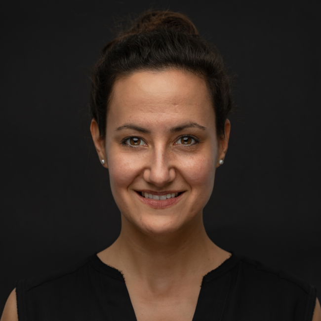 Jasmin Kuppetz-Front